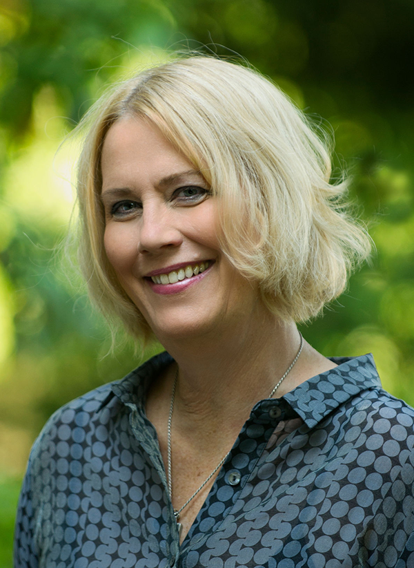 Author Sarah Weeks