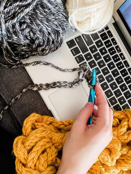 Image for event: Virtual Event: Knit and Crochet Meetup with Raegan
