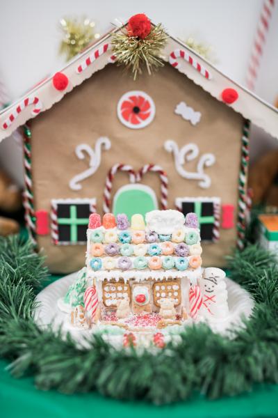 Image for event: Gingerbread House Build-Off