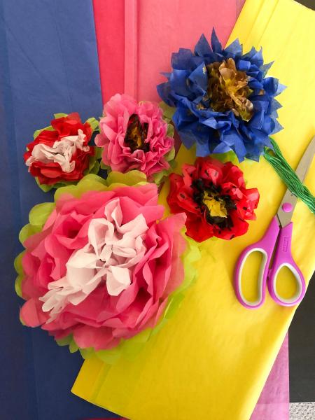 Image for event: Virtual Event: Paper Flower Gift Topper