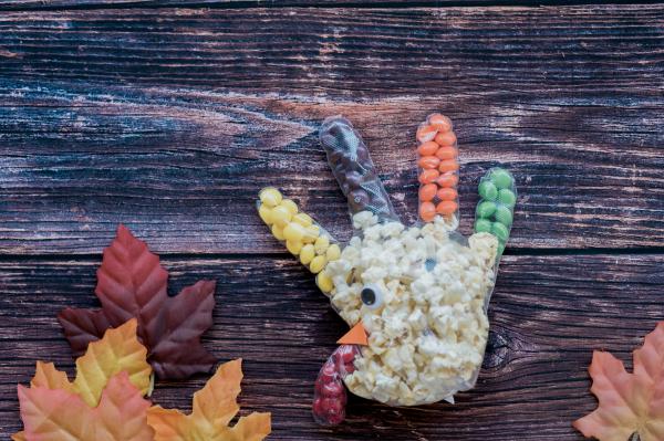 Image for event: Little Chef: Turkey Popcorn Treat Bags